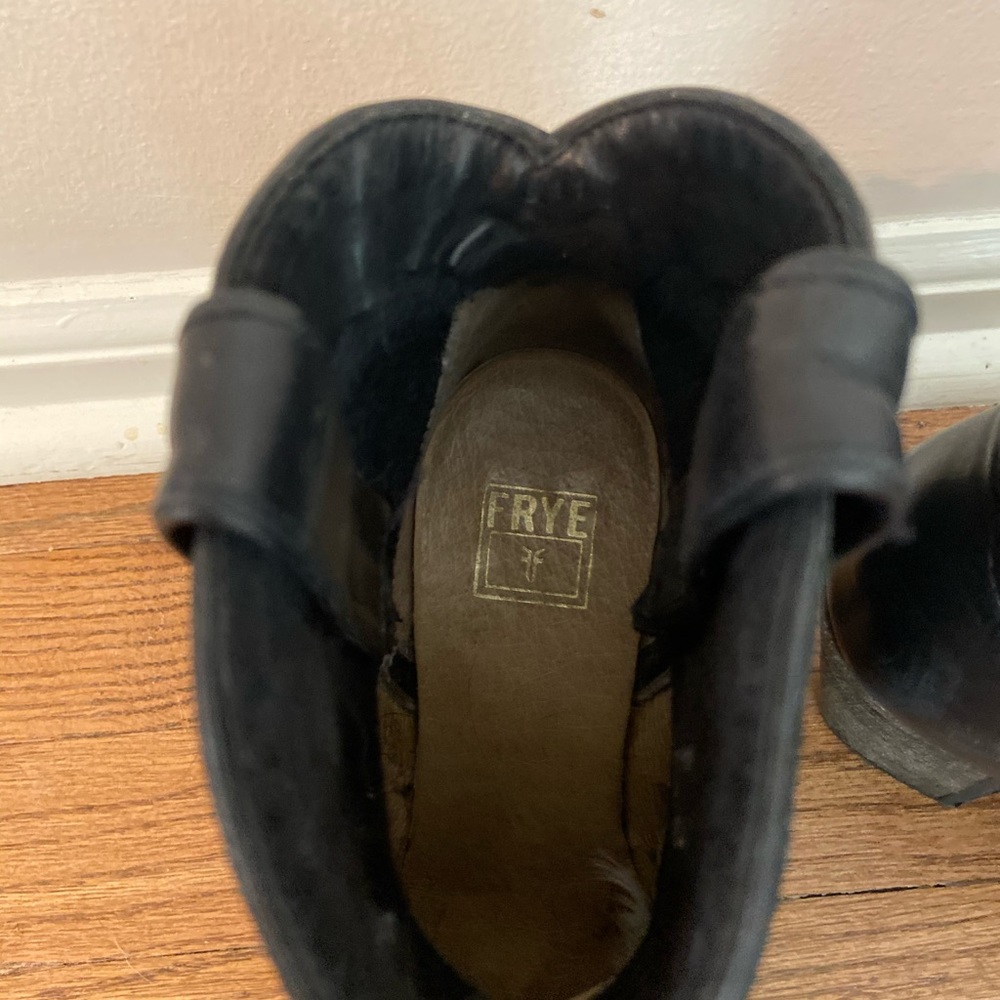Frye Black Ankle Boots with 3” Heel - sz7 - Picture 2 of 13